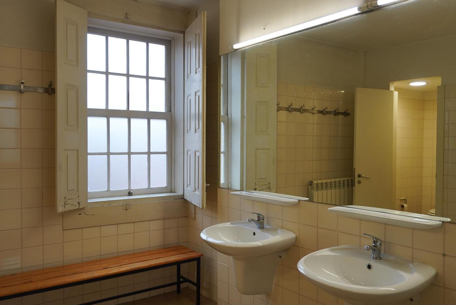 Hi Guimaraes - Pousada De Juventude Экстерьер фото
